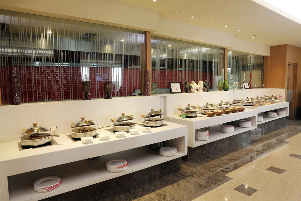 Radisson Blu Suites Gurgaon Extérieur photo