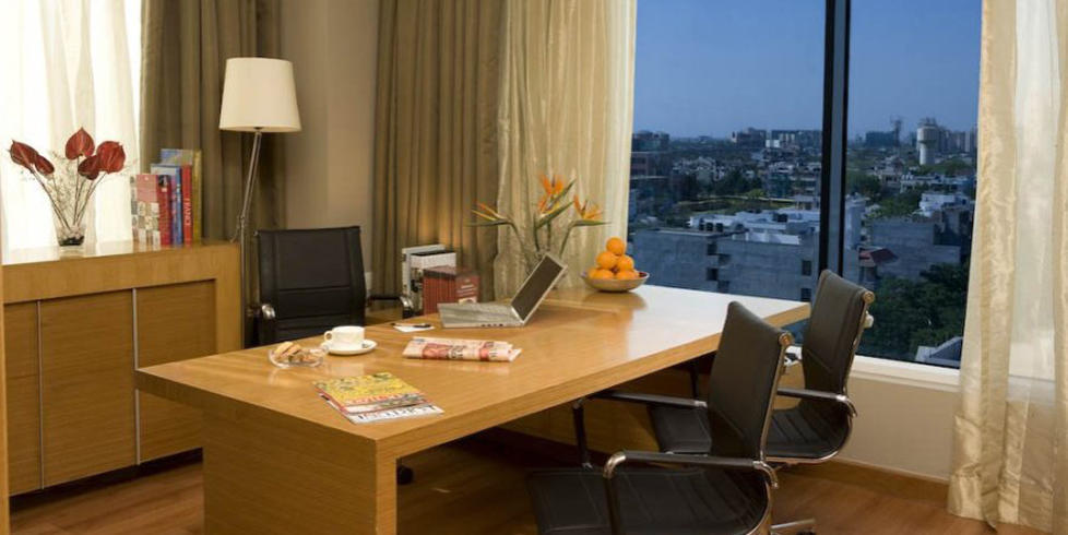 Radisson Blu Suites Gurgaon Extérieur photo